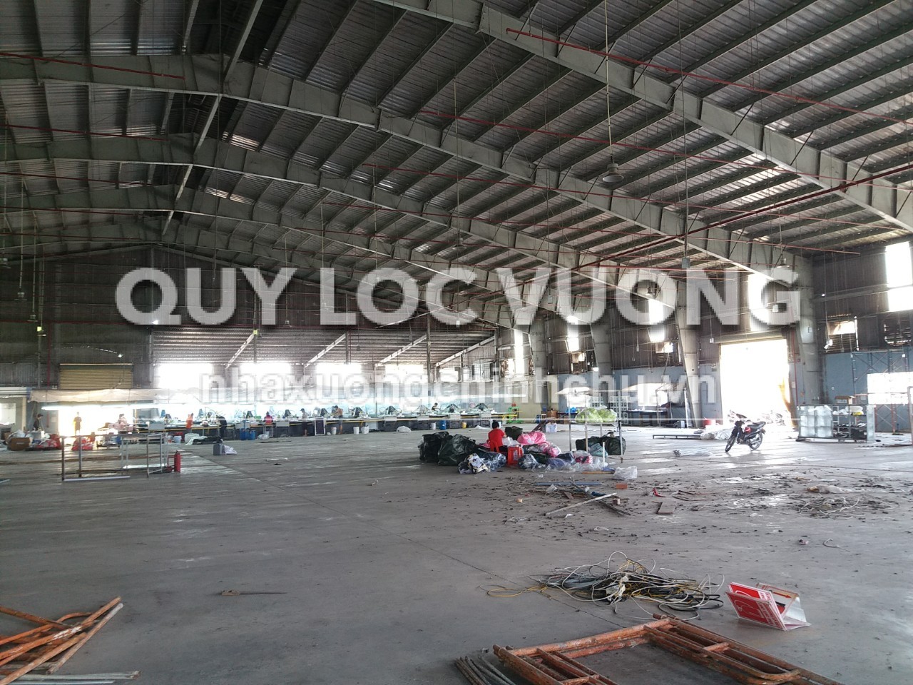 Cho thuê 2 xưởng tổng 4.500m2 trong CCN Đức Hòa, Long An giá tốt