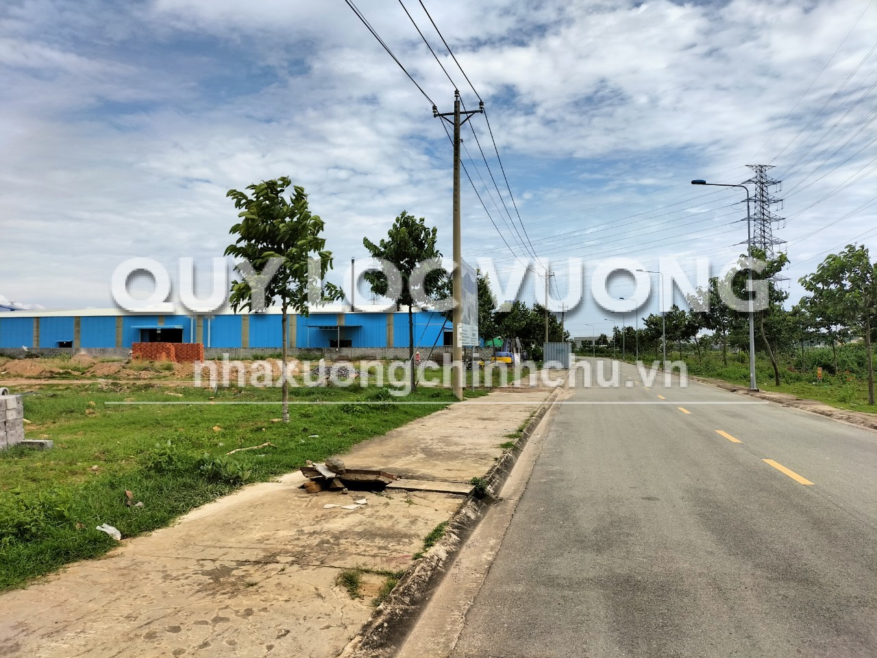 Cho thuê kho 2.500m2 trong CCN Gốm Sứ Tân Hạnh, Biên Hòa, 100.000đ/m2