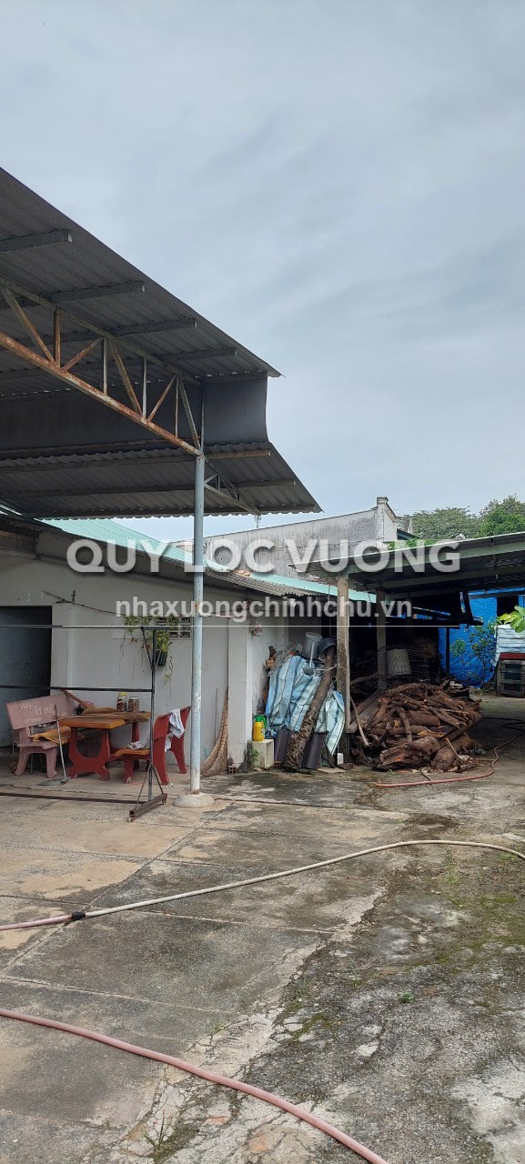 Cho thuê nhà kho 300m2 ở Tân Hiệp, Hóc Môn, HCM, 30 triệu/tháng