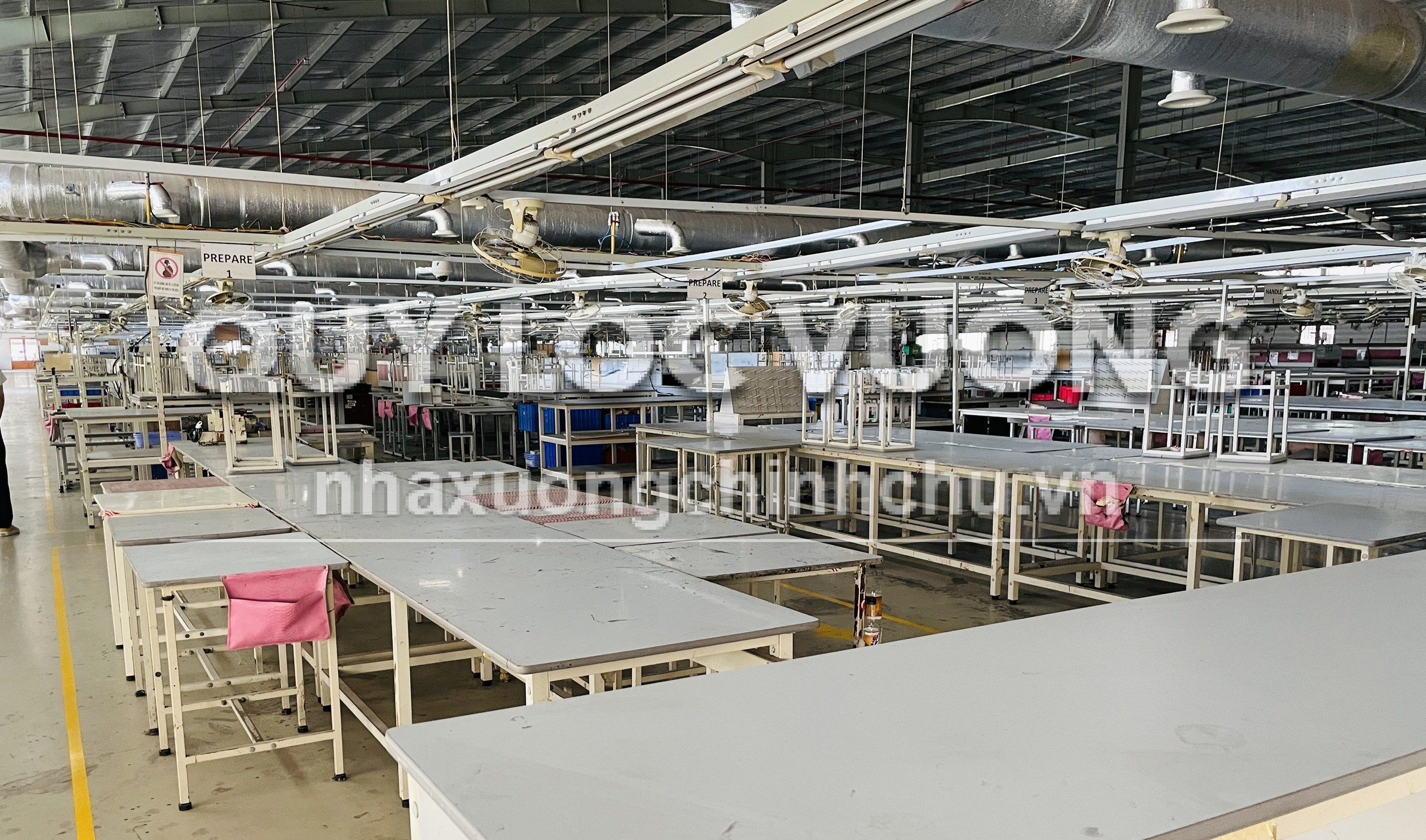 Bán xưởng may mặc KV 48.112m2 ở KCN Tân Hương, Tiền Giang, 13 triệu USD