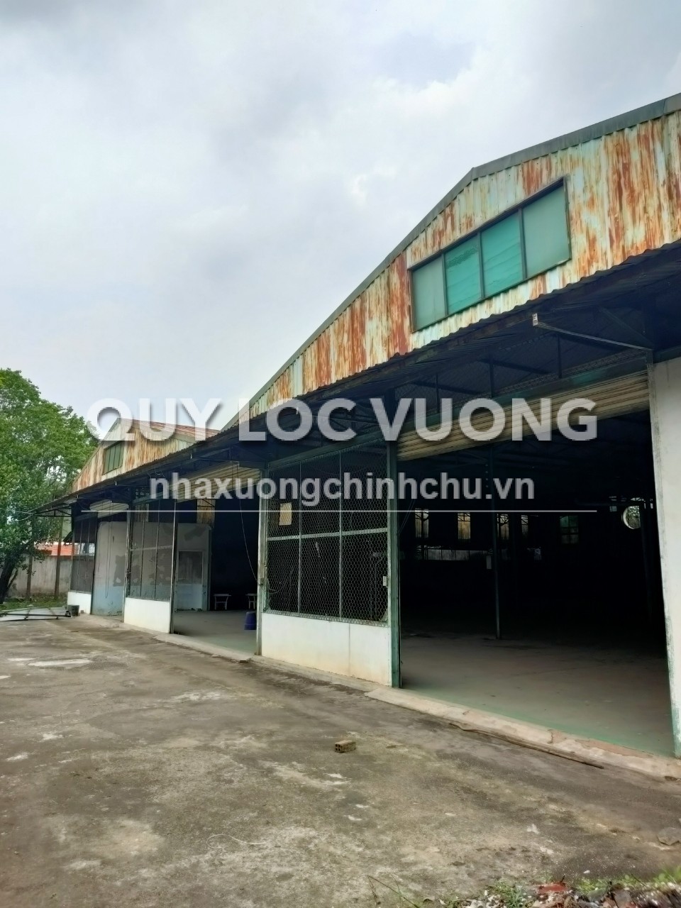 Cho thuê xưởng 1.000m2 có văn phòng ở Tân Uyên, Bình Dương