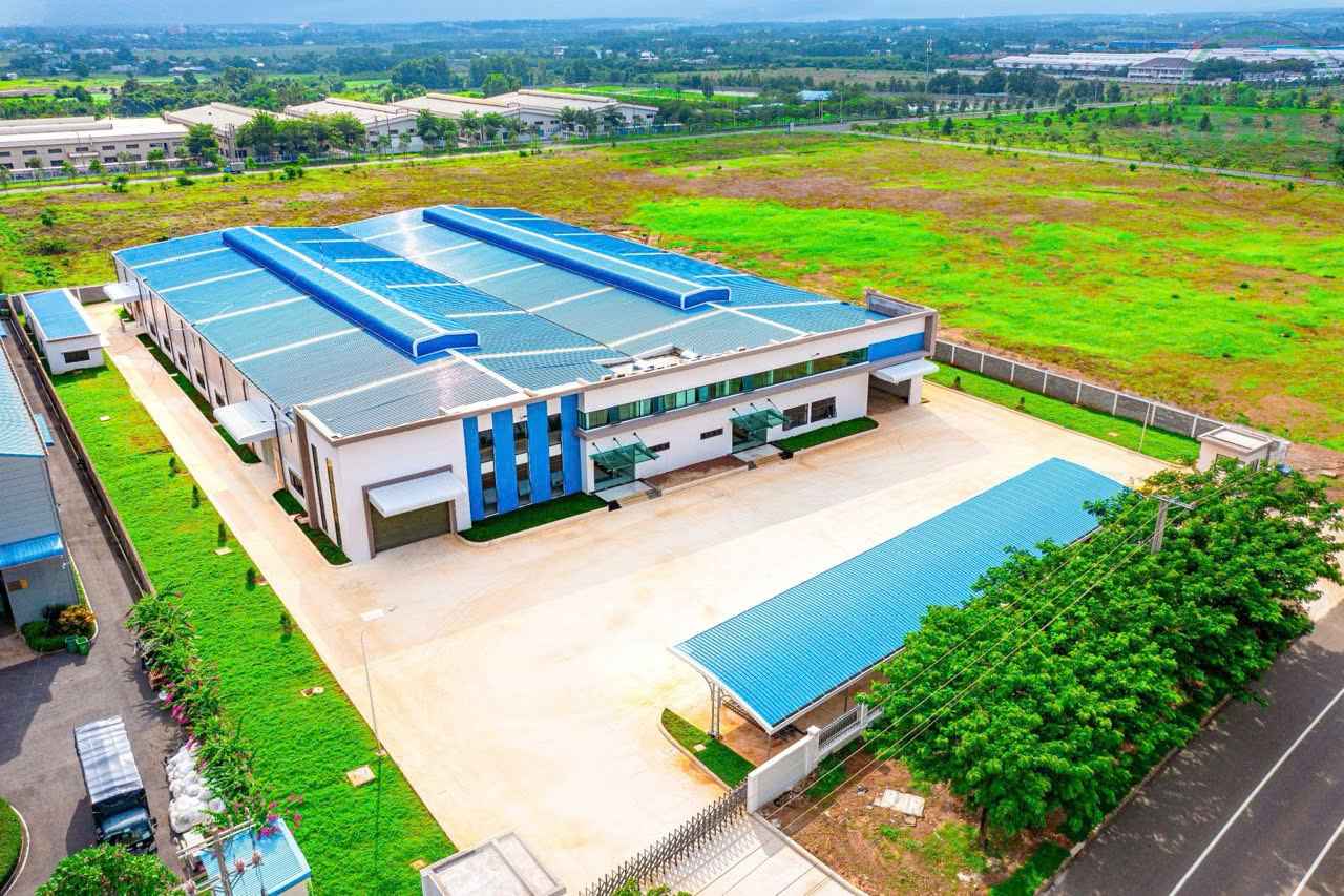 Cho thuê 2 xưởng tổng dt 5.000m2 KCN ở Tân Phú Trung, Củ Chi, 4.5 usd/m2