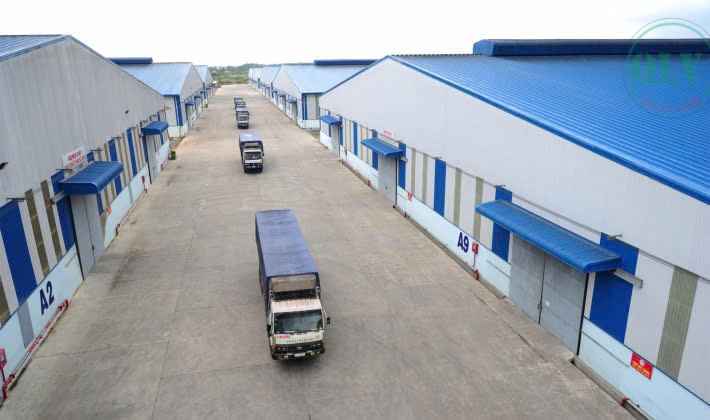 Cho thuê nhiều kho tổng dt 300.000m2 ở khu Long Bình, Biên Hòa, 68.000đ/m2