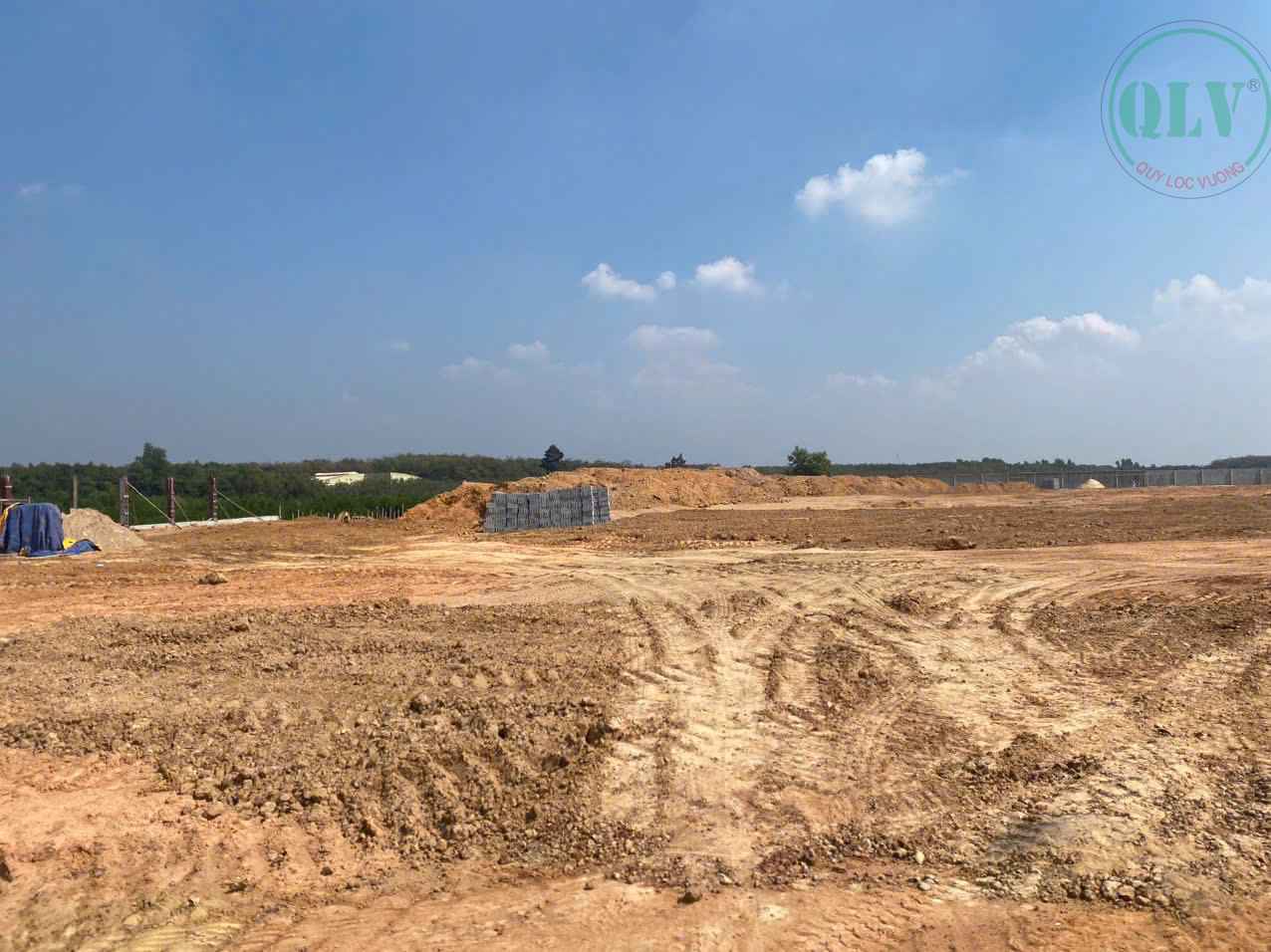 Cho thuê 4 xưởng tổng dt 27.200m2 ở Tân Hiệp, Phú Giáo, BD, 2.5 USD/m2