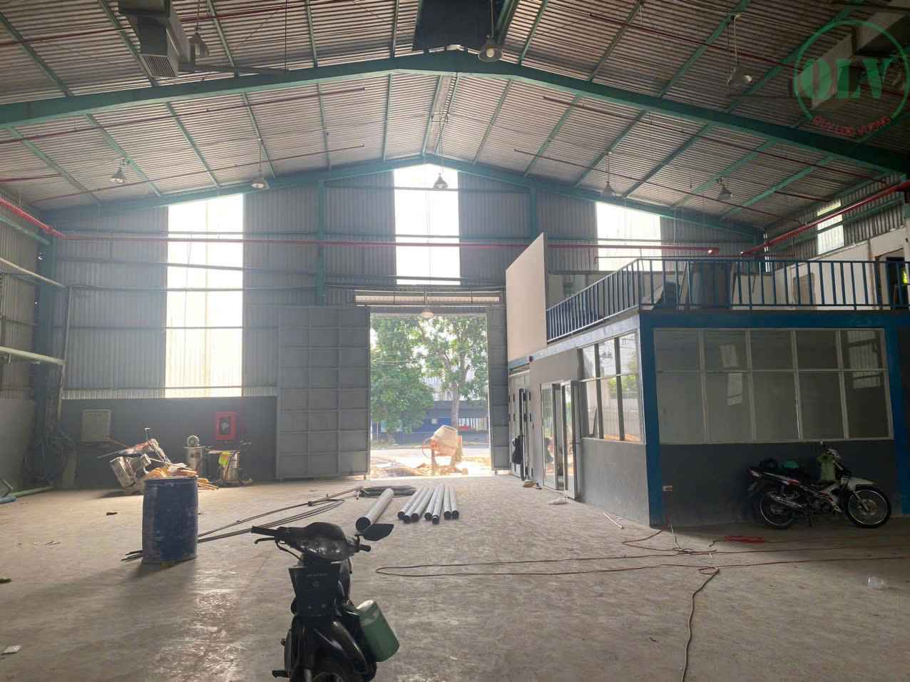 Cho thuê/bán xưởng 1.200m2 ở KCN Việt Hương 1, Thuận An, BD