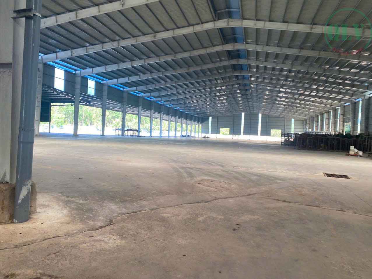 Cho thuê xưởng 15.000m2 ở Chánh Phú Hòa, Bến Cát, BD giá chỉ 2.8 USD/m2