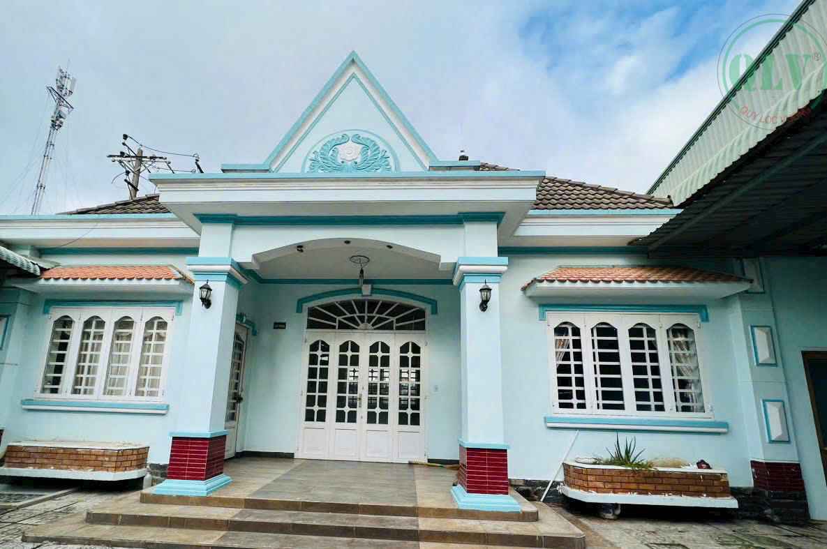 Cho thuê xưởng 3.500m2 có văn phòng ở Bình Thung, Dĩ An, Bình Dương