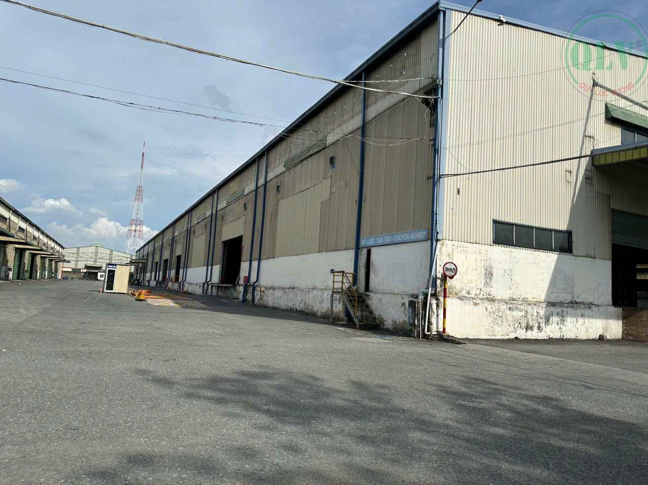 Cho thuê 2 kho lớn tổng 35.000m2 ở KCN Sóng Thần, Dĩ An, BD, 3.8 USD/m2
