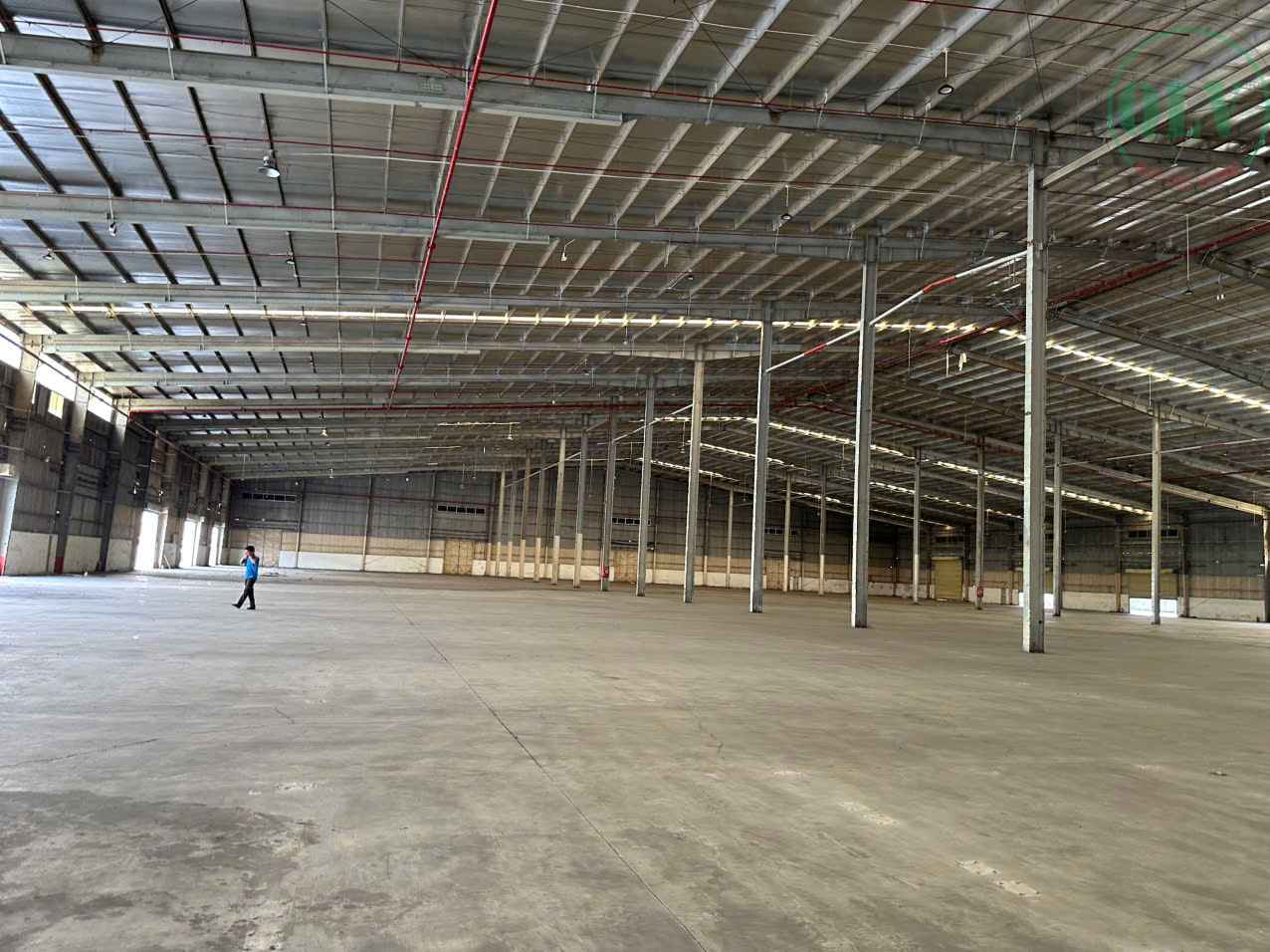 Cho thuê 2 kho lớn tổng 35.000m2 ở KCN Sóng Thần, Dĩ An, BD, 3.8 USD/m2
