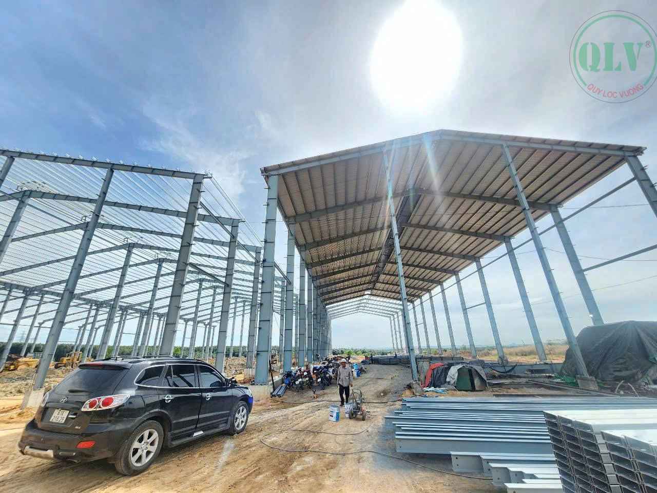 Cho thuê 2 xưởng và 1 kho đang xây 17.148m2 ở Tân Mỹ, Tân Uyên, BD, 3USD/m2