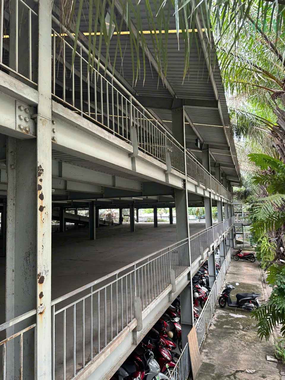 Cho thuê 4 xưởng và 1 kho tổng dt 11.628m2 ở KCN VSIP 1, Bình Dương, 4 USD/m2