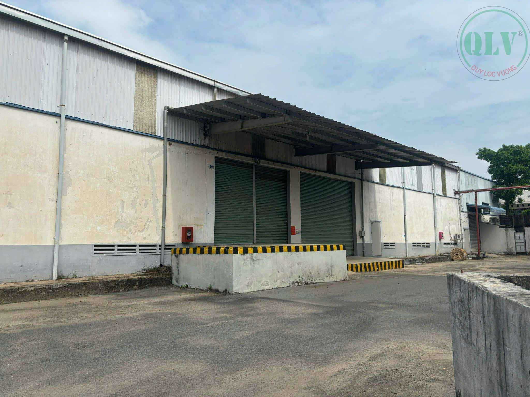 Thuê nhà kho ở Dĩ An Bình Dương, giao thông thuận lợi